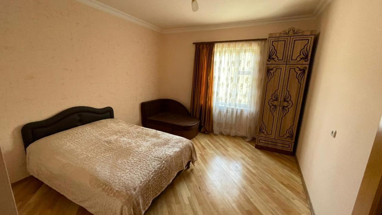 Green garden Կանաչ այգի Idzjevan Buitenkant foto